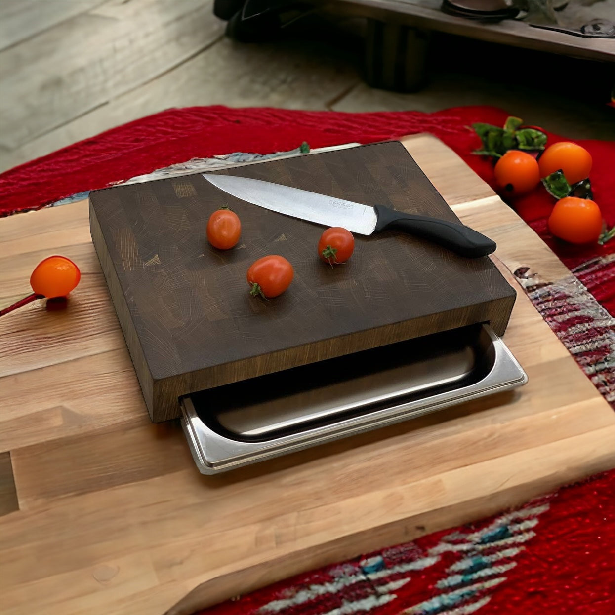 End Grain Smoked Oak Cutting Board with Stainless Steel Food Pan – 370×270×60 mm