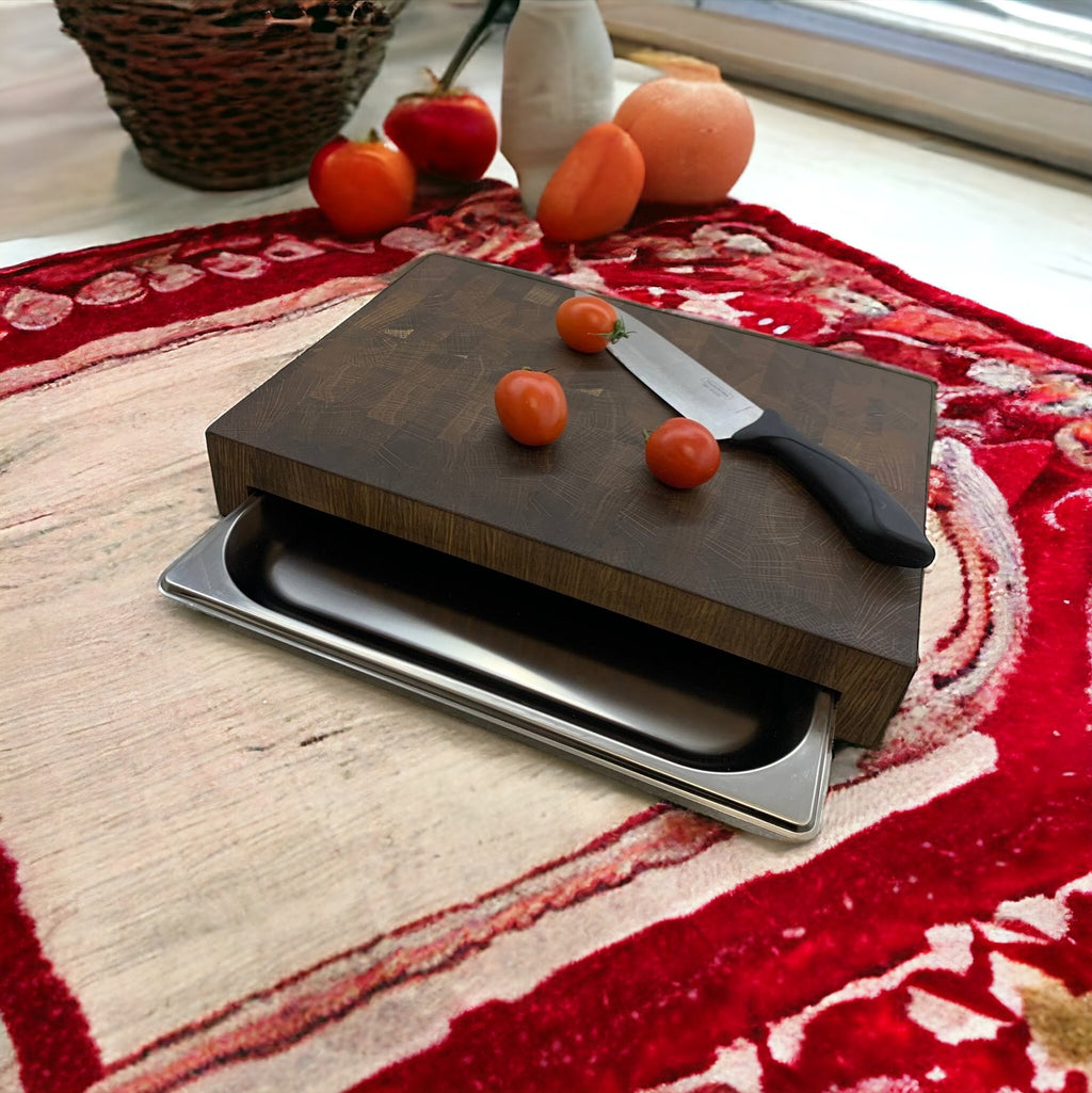 End Grain Smoked Oak Cutting Board with Stainless Steel Food Pan – 370×270×60 mm