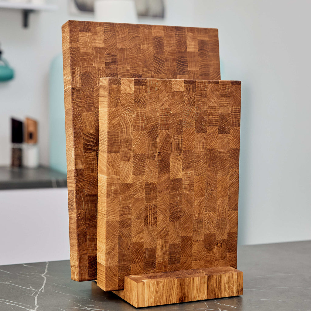 Classic End Grain Oak Cutting Board Set with Wooden Stand – 350×250 & 450×300 mm