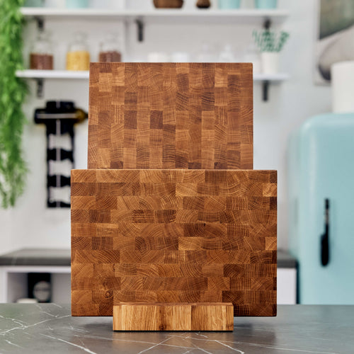 Classic End Grain Oak Cutting Board Set with Wooden Stand – 400×300 & 450×300 mm